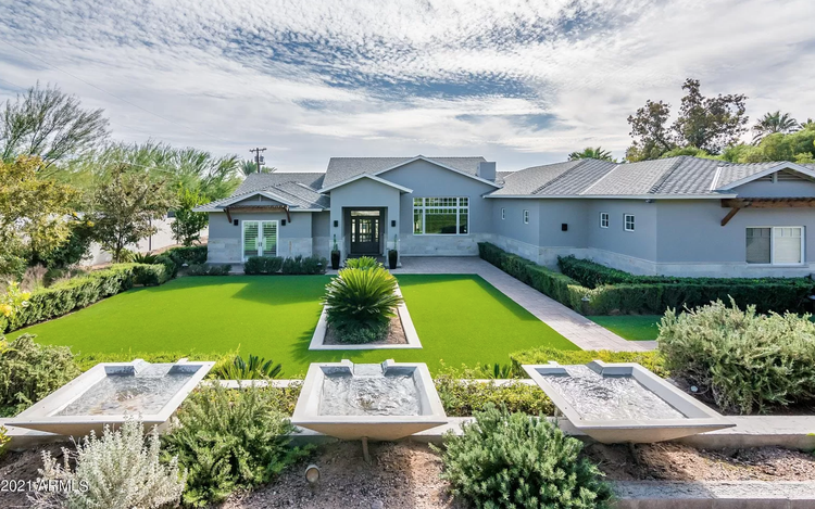 $3,176,000 Phoenix